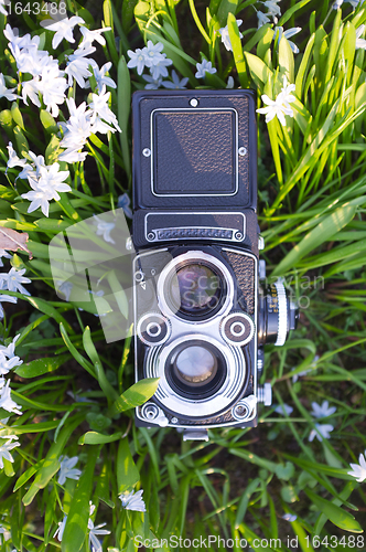 Image of Twin lens camera