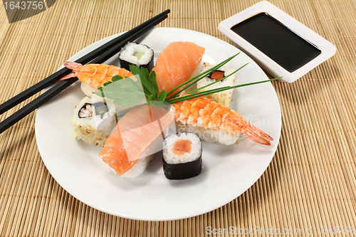 Image of sushi