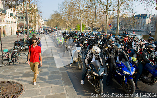 Image of Bikers' manifestation in Paris