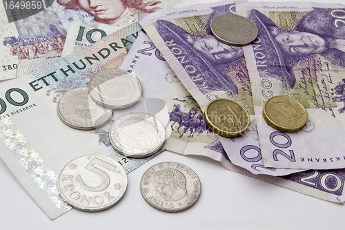 Image of Swedish currency and coins 