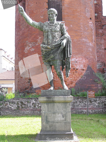 Image of Roman statue