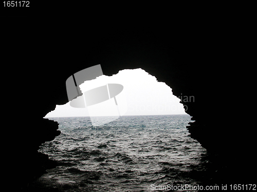 Image of caverne in the sea