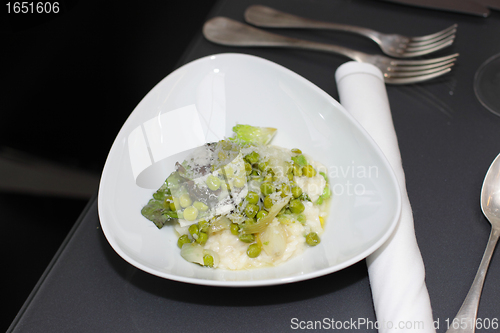 Image of plate of risotto in a great French restaurant