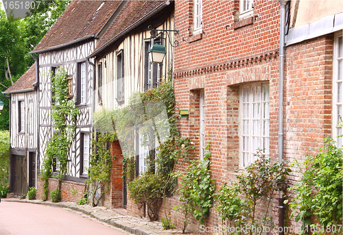 Image of old houses in the village of Gerberoy in France