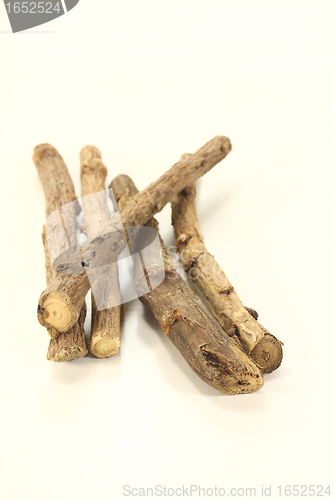 Image of dried licorice root