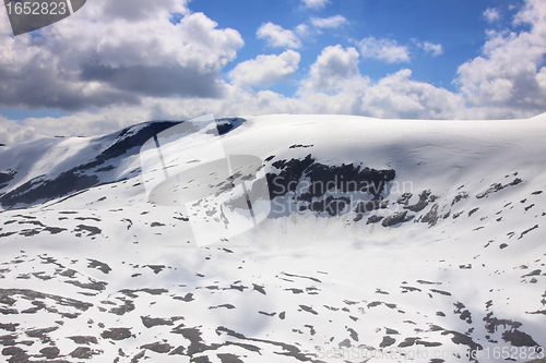 Image of snowy mountain resort and winter sports in Norway