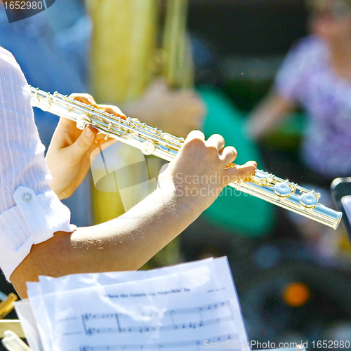 Image of  Musician playing the flute