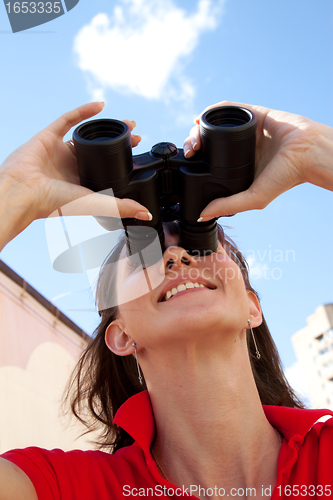 Image of girl with binoculars