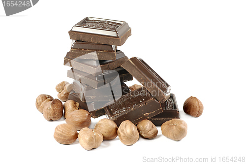 Image of Chocolate in bars with nuts