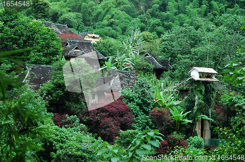 Image of Tropic village