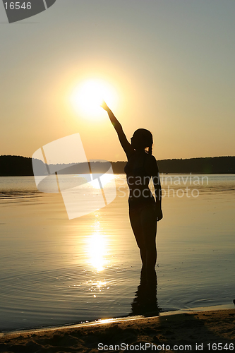 Image of girl and sun