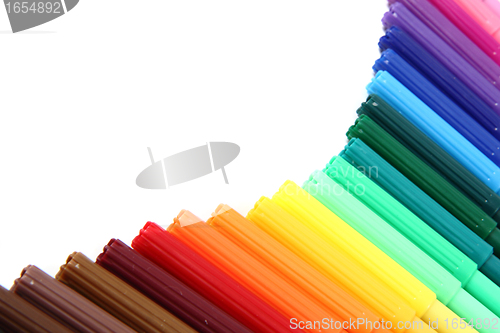 Image of color felt tip pens