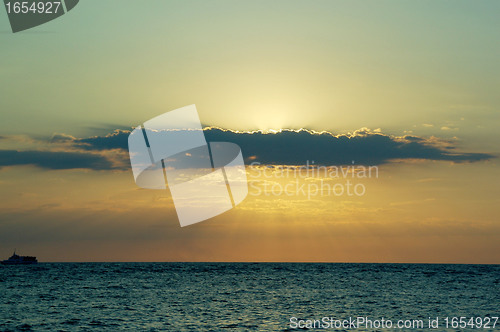 Image of The cloud has closed the sun