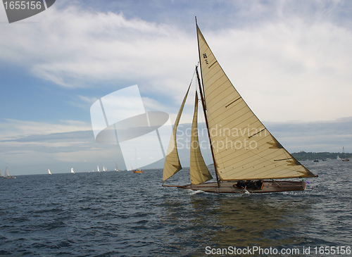 Image of sailing competition