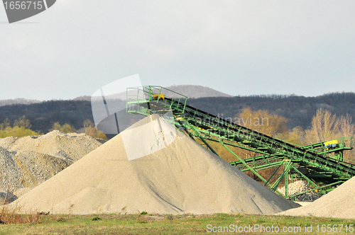 Image of Conveyor on site at gravel pit 