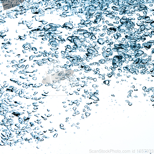 Image of bubbles in water