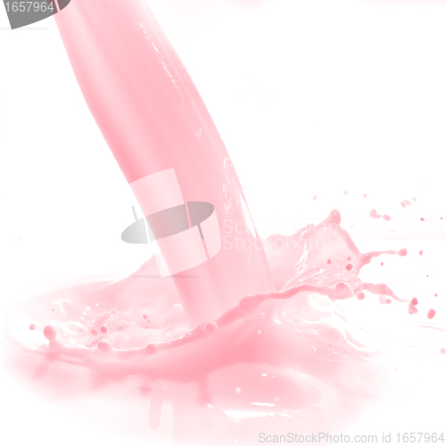 Image of strawberry milk splash