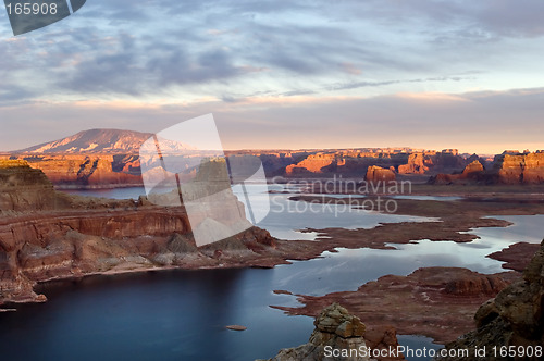 Image of Sunset over lake Powell