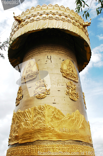 Image of Huge prayer wheel in Shangrila