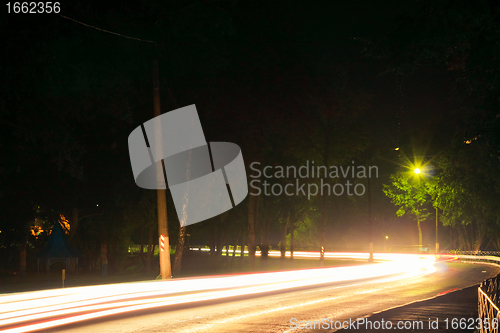 Image of night traffic light 