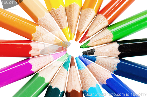 Image of colored pencils 