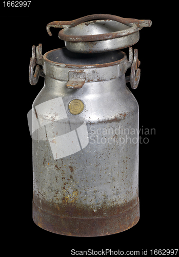 Image of rusty nostalgic milk can