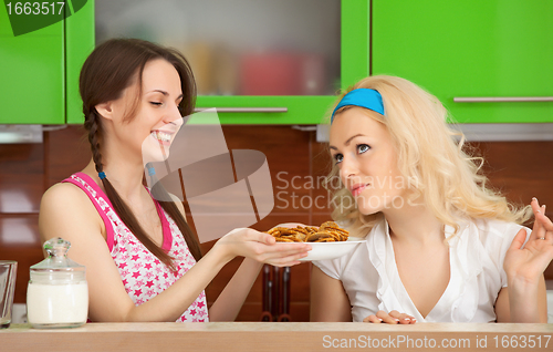 Image of Girlfriend showing off her biscuits