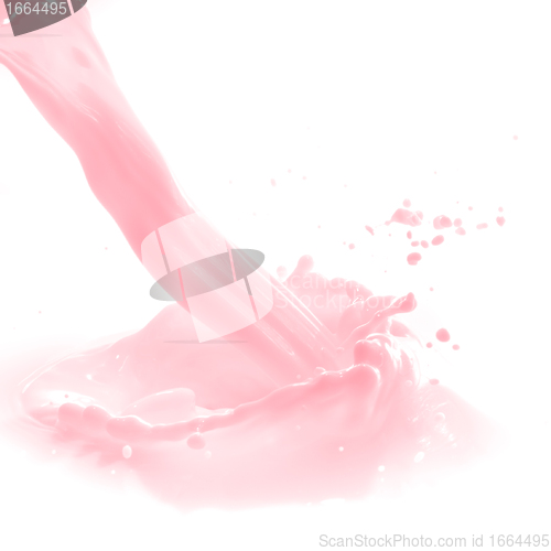 Image of strawberry milk splash