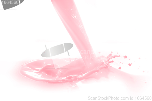 Image of strawberry milk splash