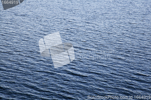 Image of water surface with waves