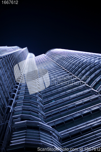 Image of Petronas towers in Kuala Lumpur