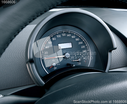 Image of tachometer