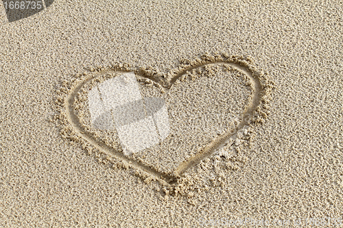 Image of Heart in the sand