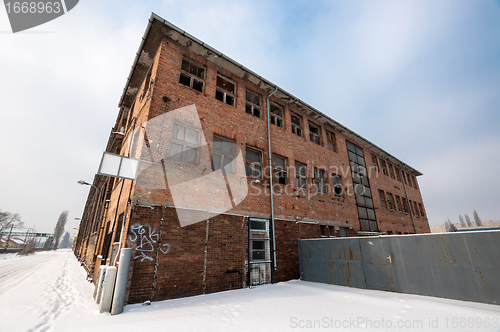 Image of Large industrial building 