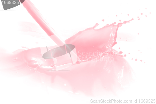 Image of strawberry milk splash