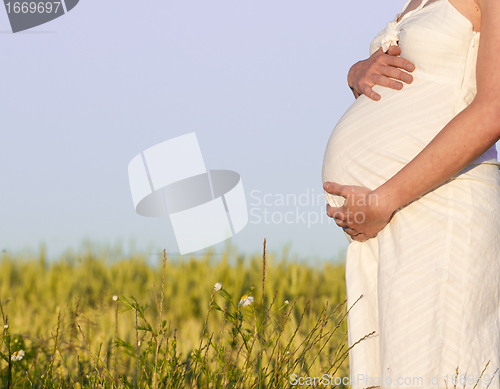 Image of pregnant woman