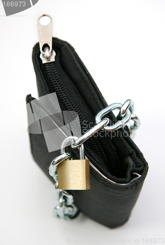 Image of Purse with padlock 1