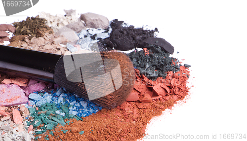 Image of set of multicolor crushed eyeshadows