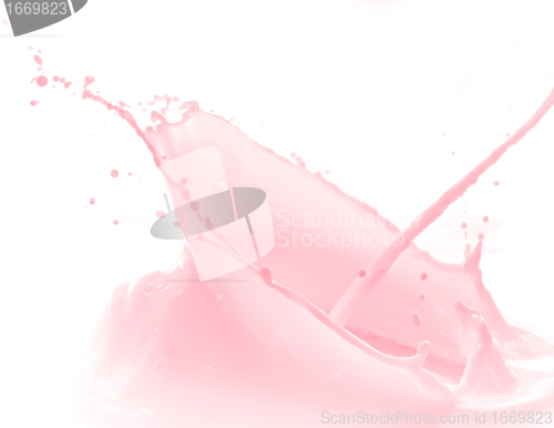 Image of strawberry milk splash