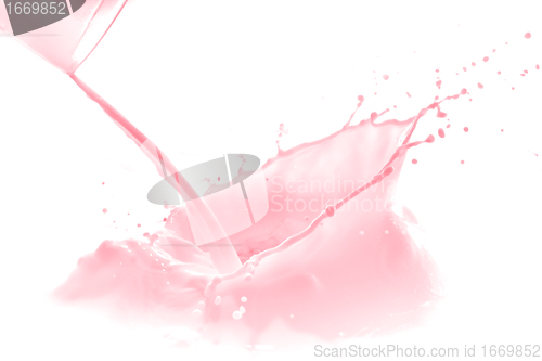 Image of strawberry milk splash