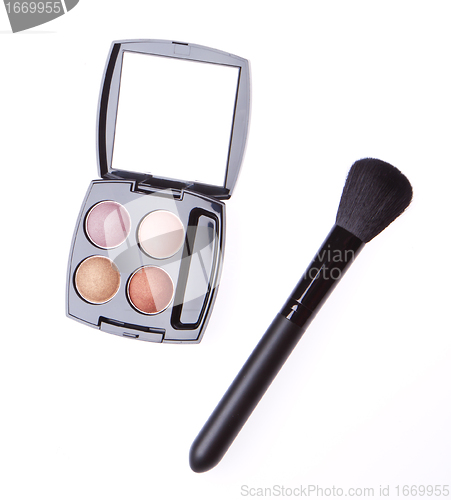 Image of compact eyeshadows