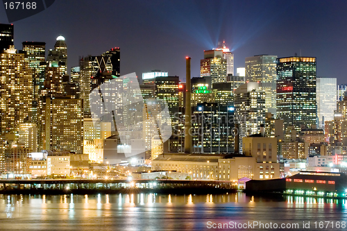 Image of Manhattan at night