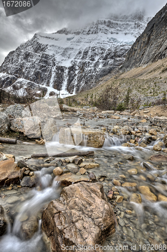 Image of mount edith cavell