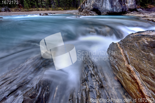 Image of Nattural Bridge Yoho National Park