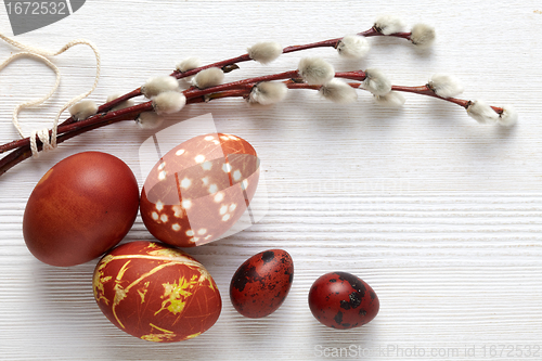 Image of easter eggs colored with onion skin