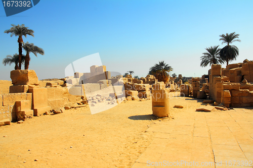 Image of ancient karnak temple in Egypt