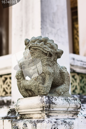 Image of Wat Pho Statue