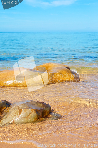 Image of Stone in a Sea