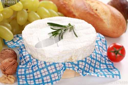 Image of Camembert cheese