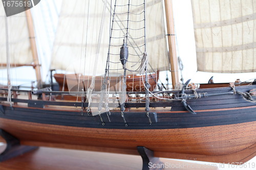 Image of sailing ship